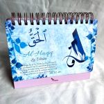 99 Beaux Noms d'Allah - Livre chevalet Rose – Image 4
